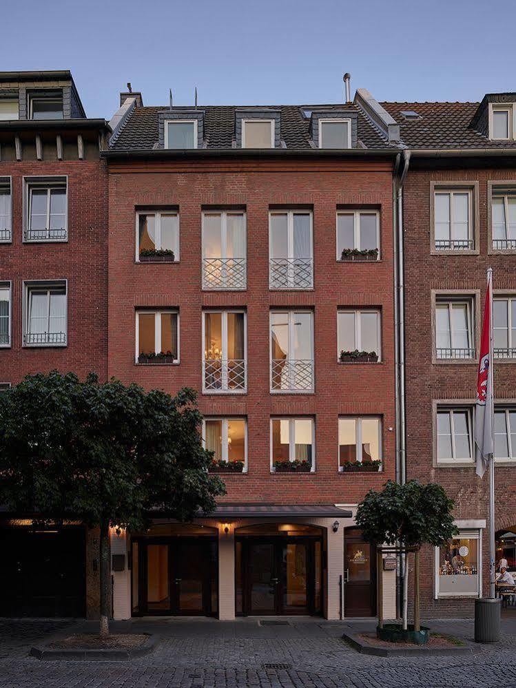 Apartment-Hotel Am Rathaus Dusseldorf Luaran gambar
